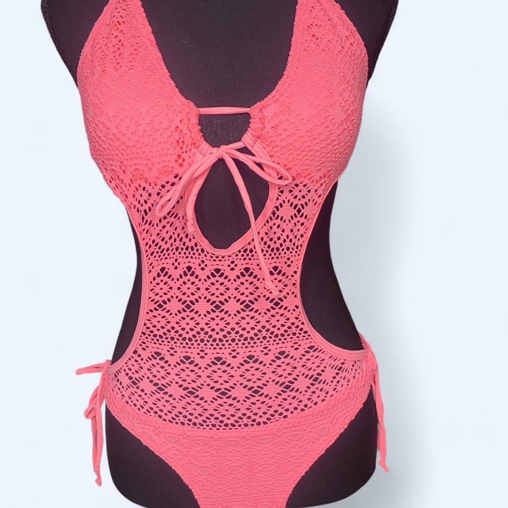 Elegant Pink Crochet One-Piece Swimsuit